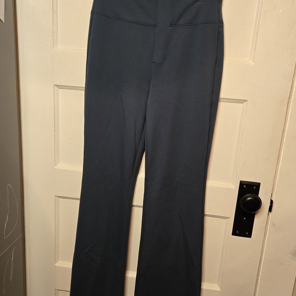 HALARA Classic Blue Flare Pants